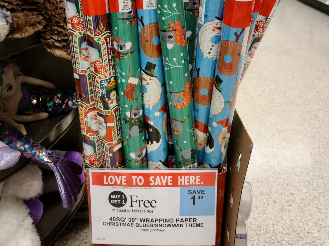 Holiday Wrapping Paper Only 50¢ Per Roll At Publix on I Heart Publix