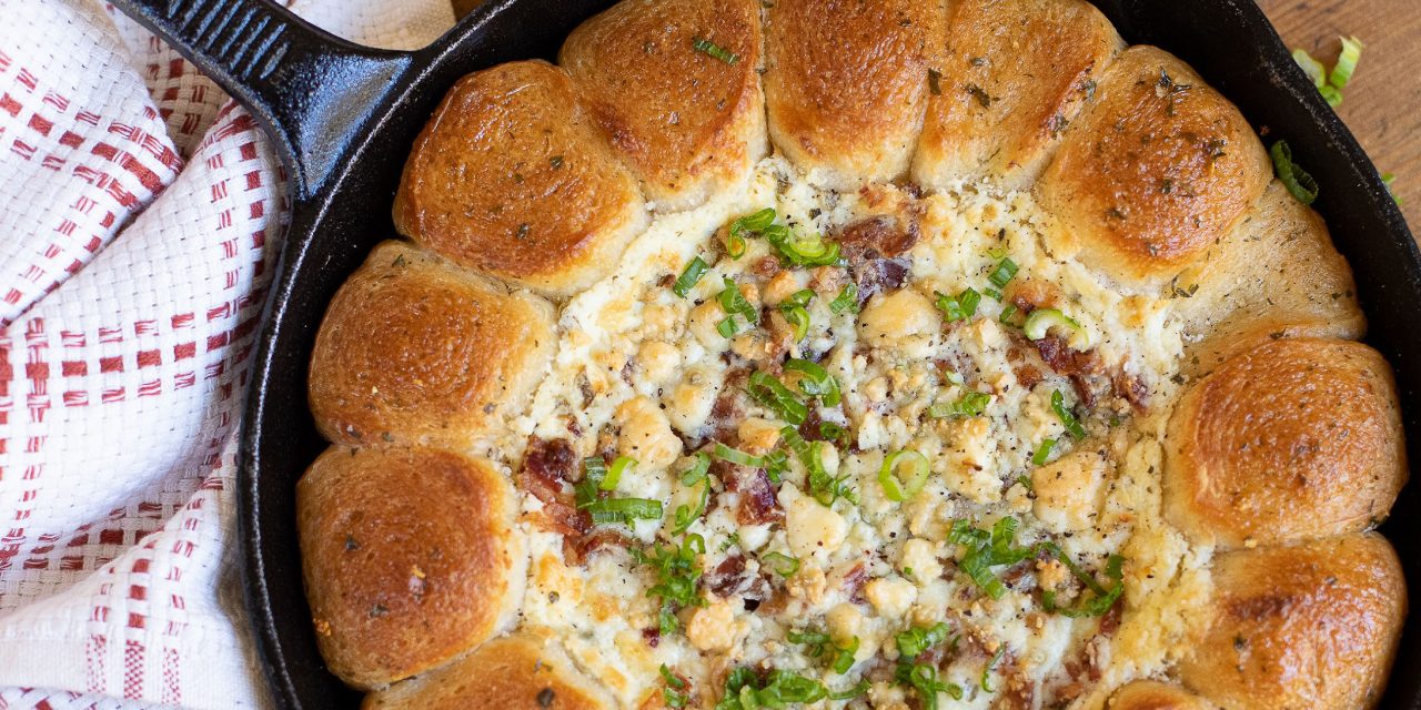 Grab A Deal On Hatfield Bacon & Serve Up Bacon Gorgonzola Skillet Dip At Your Next Holiday Gathering!