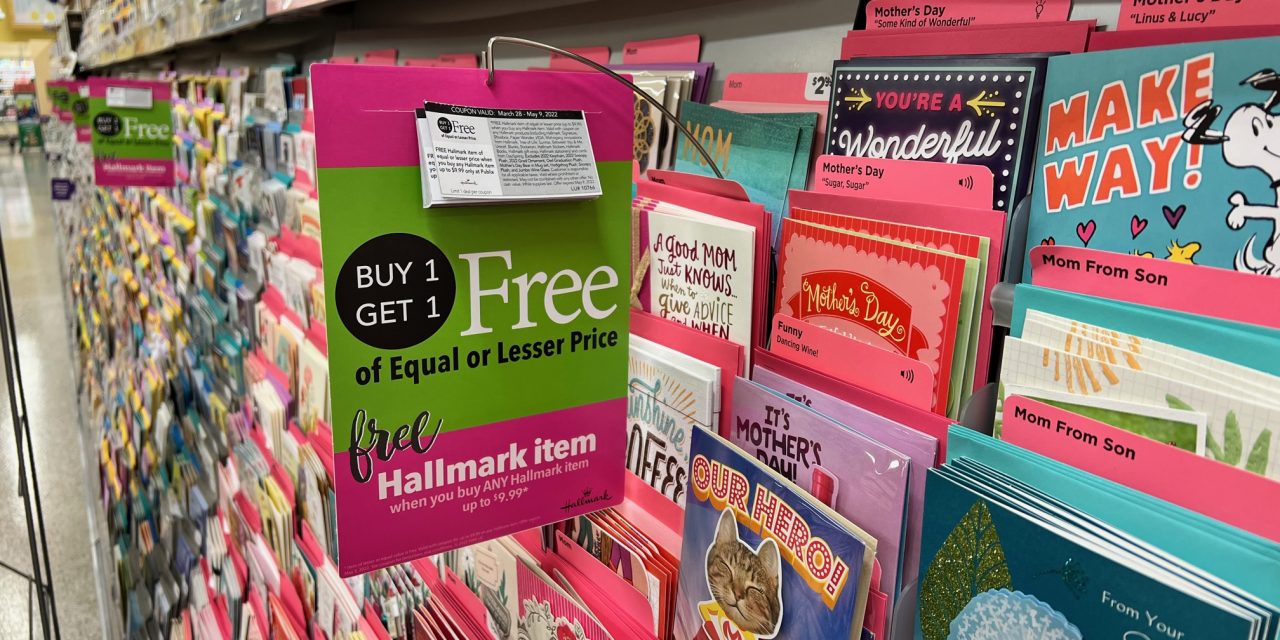 Hallmark Publix Coupon Means Cheap Cards (Bags, Wrapping Paper, Bows & More)